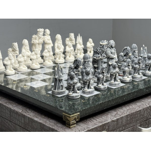 Шахматы из камня “Средневековье” подарочные, мрамор и змеевик, 40×40 см