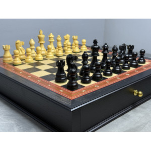 Шахматы подарочные премиум в ларце с утяжелёнными фигурами из самшита и палисандра