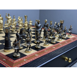 Шахматный ларец с бронзовыми фигурами «Македонская битва»