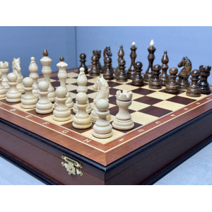 Шахматы подарочные в ларце с утяжелёнными деревянными фигурами