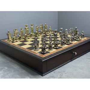 Шахматы подарочные в ларце с фигурами из бронзы